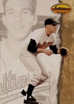 1994 Ted Williams #10 Brooks Robinson Front