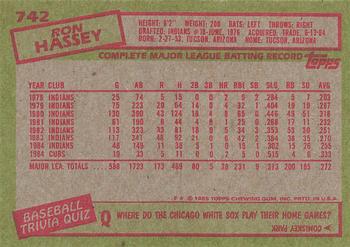 1985 Topps #742 Ron Hassey Back