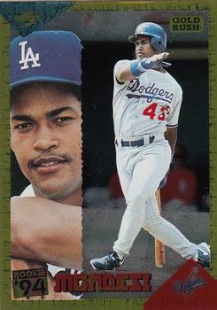 1994 Score Rookie & Traded - Gold Rush #RT82 Raul Mondesi Front