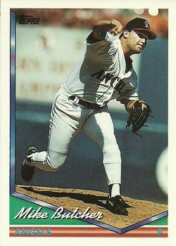 1994 Topps Bilingual #236 Mike Butcher Front