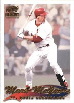 1999 Pacific Paramount - Gold #194 Mark McGwire Front