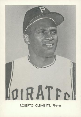 1967 Sports Service Pittsburgh Pirates #NNO Roberto Clemente Front