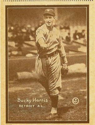 1997 1931 W-517 (Reprint) #9 Bucky Harris Front