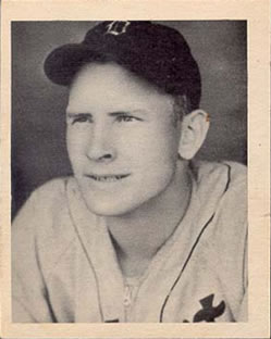 1939 Play Ball #153 Dizzy Trout Front