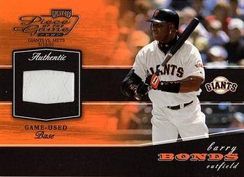 2002 Playoff Piece of the Game - Materials #POG-8 Barry Bonds Front