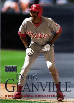 2000 SkyBox #7 Doug Glanville Front
