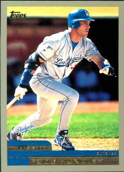 2000 Topps #130 Todd Hundley Front