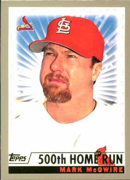 2000 Topps #236 Mark McGwire Front