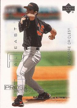 2000 Upper Deck Pros & Prospects #22 Mike Mussina Front