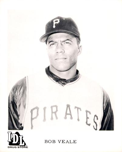 1963 I.D.L. Drug Store Pittsburgh Pirates #NNO Bob Veale Front