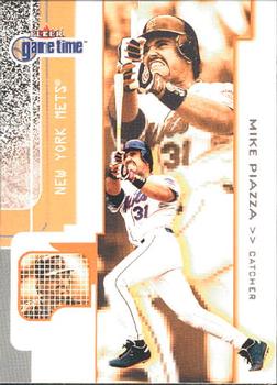 2001 Fleer Game Time #80 Mike Piazza Front