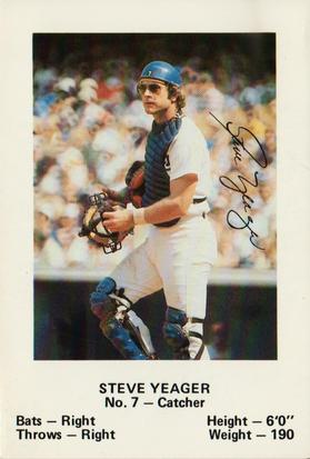 1980 Los Angeles Dodgers Police #NNO Steve Yeager Front