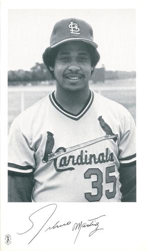 1981 St. Louis Cardinals Photocards #NNO Silvio Martinez Front