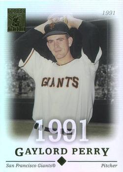 2004 Topps Tribute HOF #32 Gaylord Perry Front