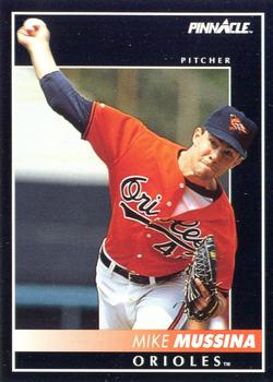 1992 Pinnacle #204 Mike Mussina Front
