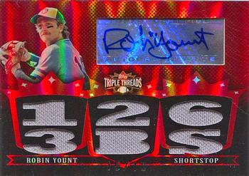 2007 Topps Triple Threads - Relics Autographs #TTRA63 Robin Yount Front