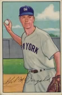 1952 Bowman #33 Gil McDougald Front