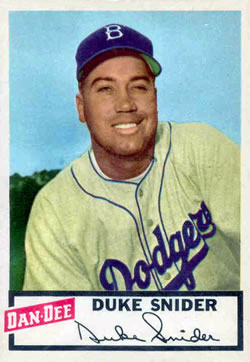1954 Dan-Dee Potato Chips #NNO Duke Snider Front