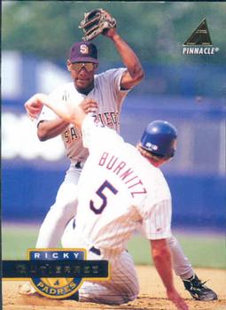 1994 Pinnacle #138 Ricky Gutierrez Front