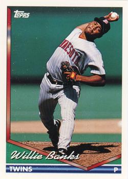 1994 Topps #14 Willie Banks Front