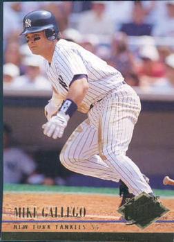 1994 Ultra #398 Mike Gallego Front