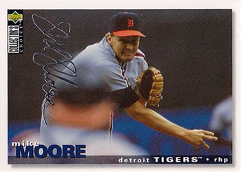 1995 Collector's Choice - Gold Signature #469 Mike Moore Front
