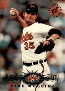 1995 Stadium Club - Virtual Reality #223 Mike Mussina Front