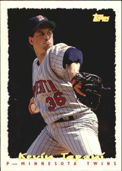 1995 Topps - CyberStats (Spectralight) #029 Kevin Tapani Front