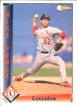 1993 Pacific Spanish #635 Mike Perez Front