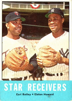 1963 Topps #306 Star Receivers (Earl Battey / Elston Howard) Front