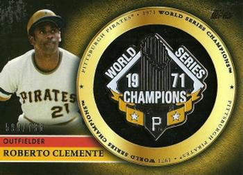 2012 Topps - Gold World Series Champion Commemorative Pins #GCP-RC Roberto Clemente Front
