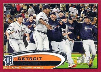 2012 Topps - Red #32 Detroit Tigers Front