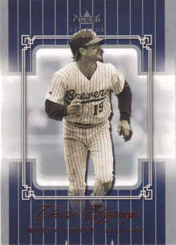 2005 Fleer Classic Clippings #102 Robin Yount Front