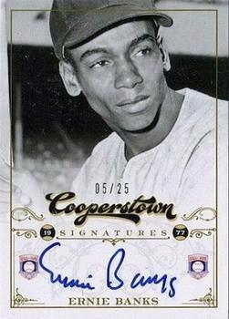 2012 Panini Cooperstown - Signatures #HOF-EB Ernie Banks Front