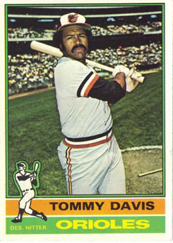 1976 Topps #149 Tommy Davis Front