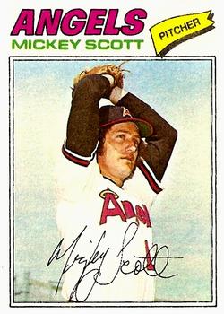 1977 Topps #401 Mickey Scott Front