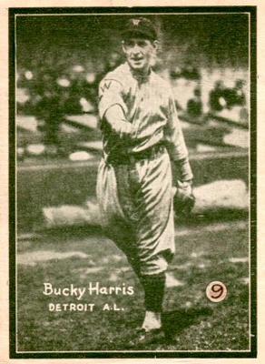 1931 W517 #9 Bucky Harris Front