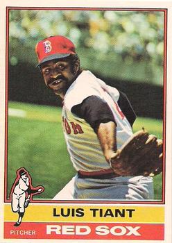 1976 O-Pee-Chee #130 Luis Tiant Front