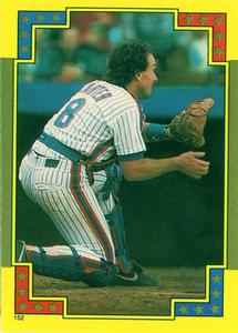 1988 O-Pee-Chee Stickers #152 Gary Carter Front