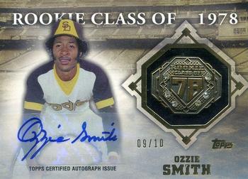 2014 Topps - Class Rings Gold Gems Autographs #CRA-OS Ozzie Smith Front