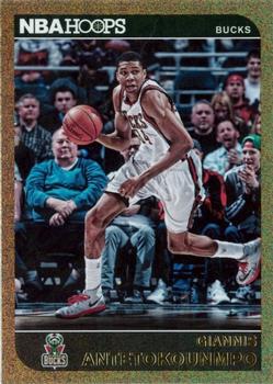2014-15 Hoops - Gold #62 Giannis Antetokounmpo Front