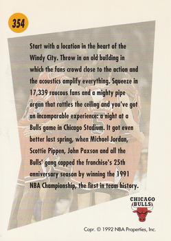 1991-92 SkyBox #354 Chicago Bulls Back