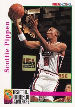 1992-93 Hoops #345 Scottie Pippen Front