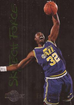 1994-95 SkyBox Premium - SkyTech Force #SF13 Karl Malone Front
