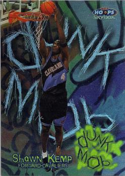 1999-00 Hoops - Dunk Mob #10DM Shawn Kemp Front