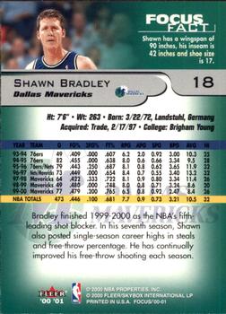 2000-01 Fleer Focus #18 Shawn Bradley Back