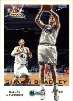 2000-01 Fleer Focus #18 Shawn Bradley Front
