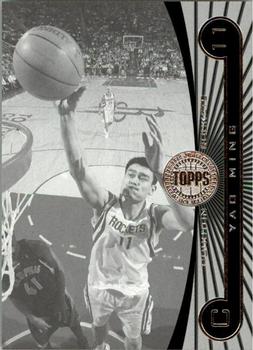 2005-06 Topps First Row - Black and White #52 Yao Ming Front