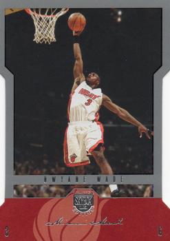 2004-05 SkyBox LE #4 Dwyane Wade Front