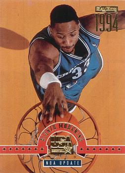 1994 SkyBox USA - Gold #4 Alonzo Mourning Front